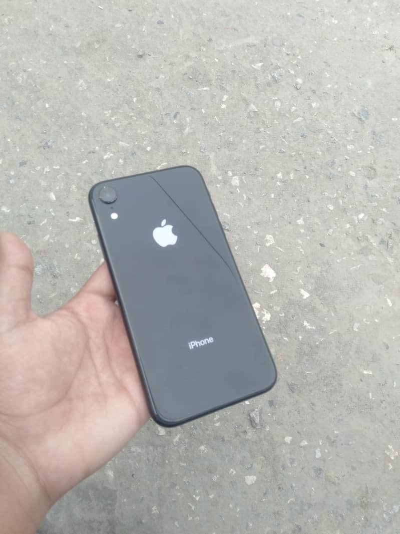 Apple iPhone XR 0