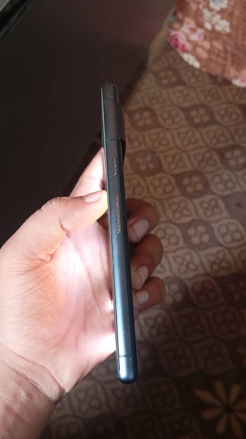 Google Pixel 7 5