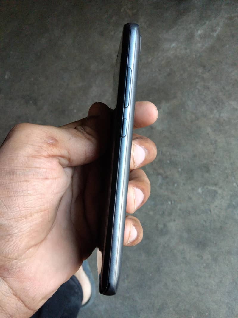 QMobile  Model Lt 360 4