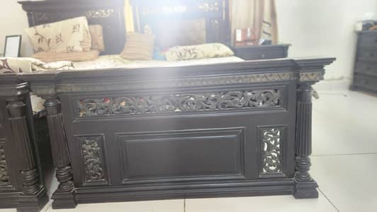 Bedroom Furniture Set for Sale
