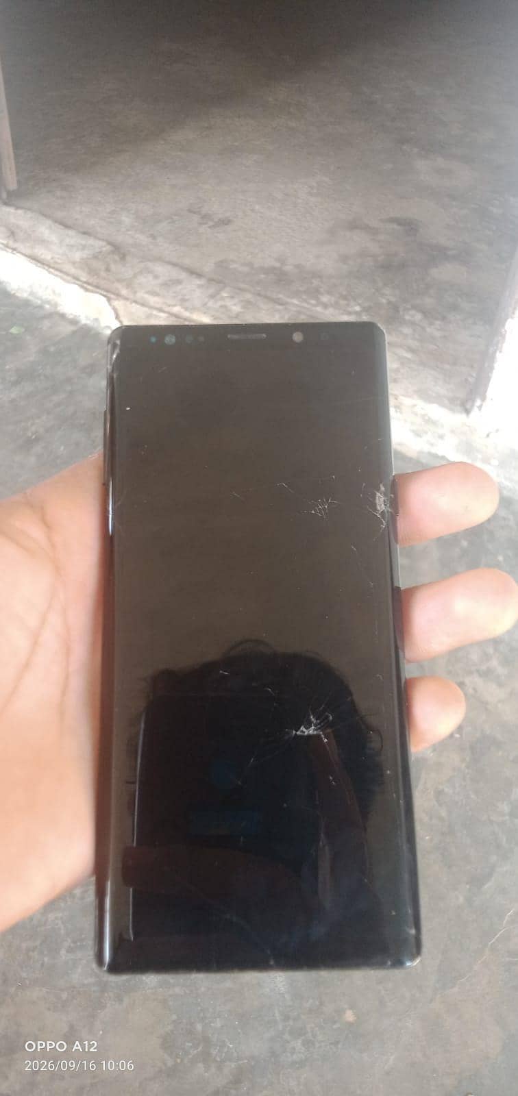 Samsung Mobile Note 9 6