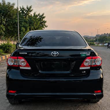 Toyota Corolla GLI 2012