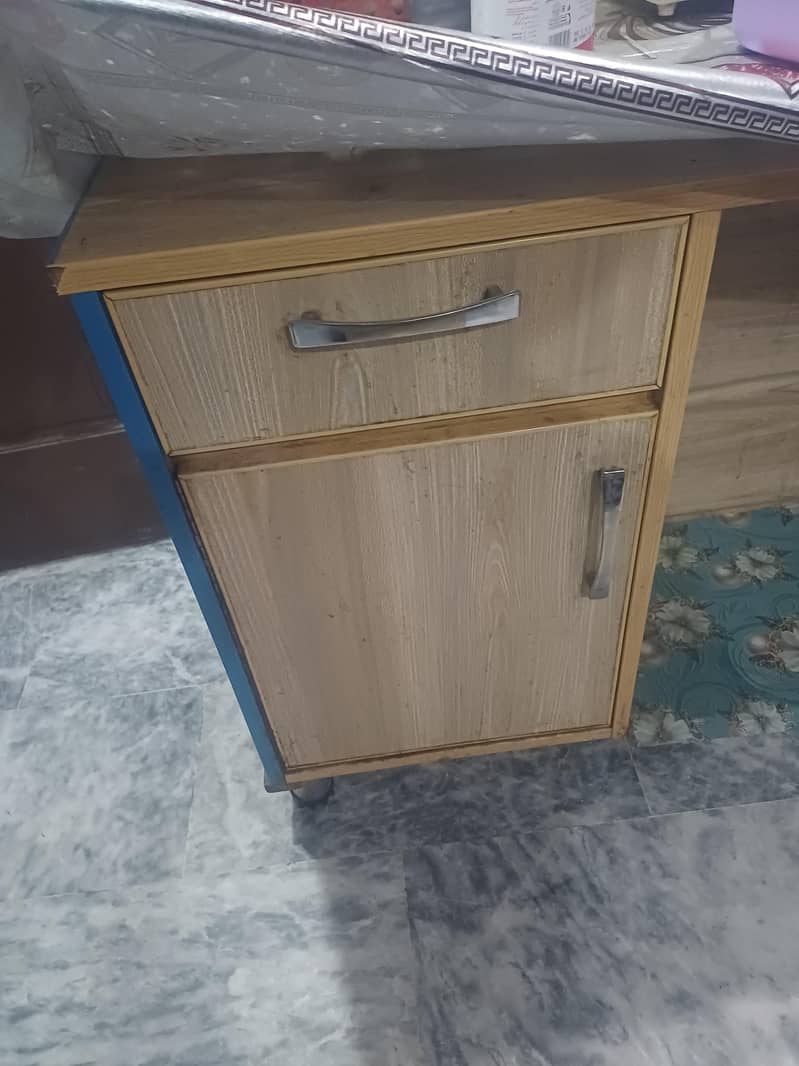 kitchen table 2