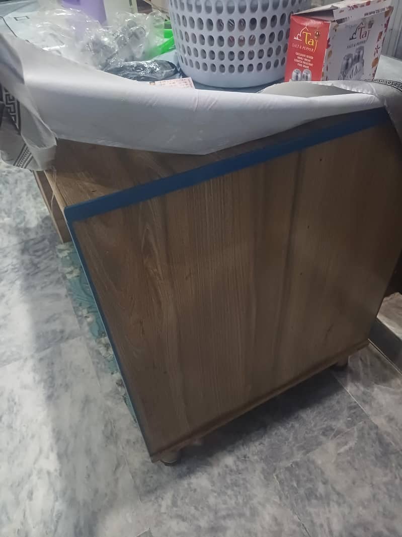kitchen table 5