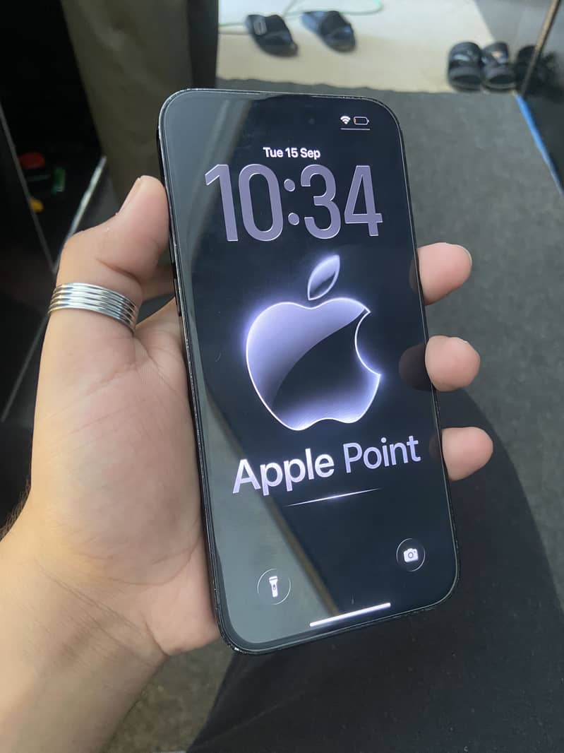 Apple iPhone 14 Pro Max 1