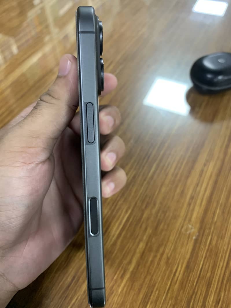 Apple iPhone 17 1