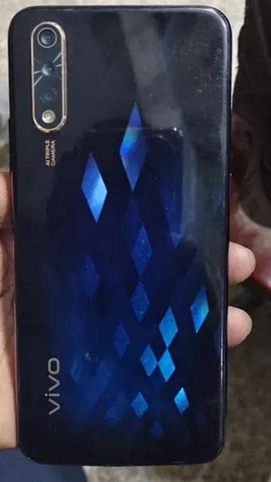 Vivo S1 4GB / 128GB – For Sale