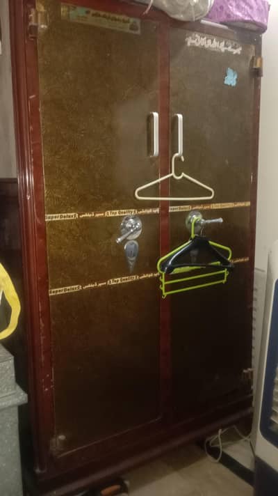 iron , lohy wali Almari