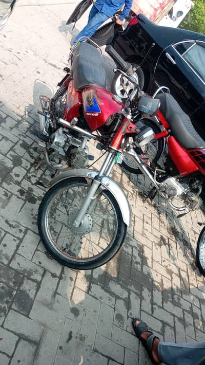 note bychny ki reason new Le Liya hai Baki bike fit hai