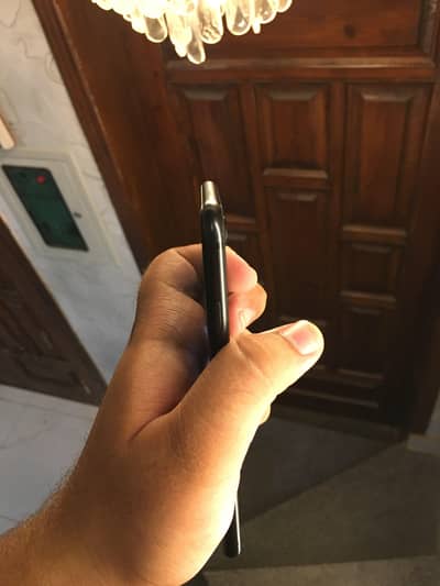 Apple iPhone SE 2020