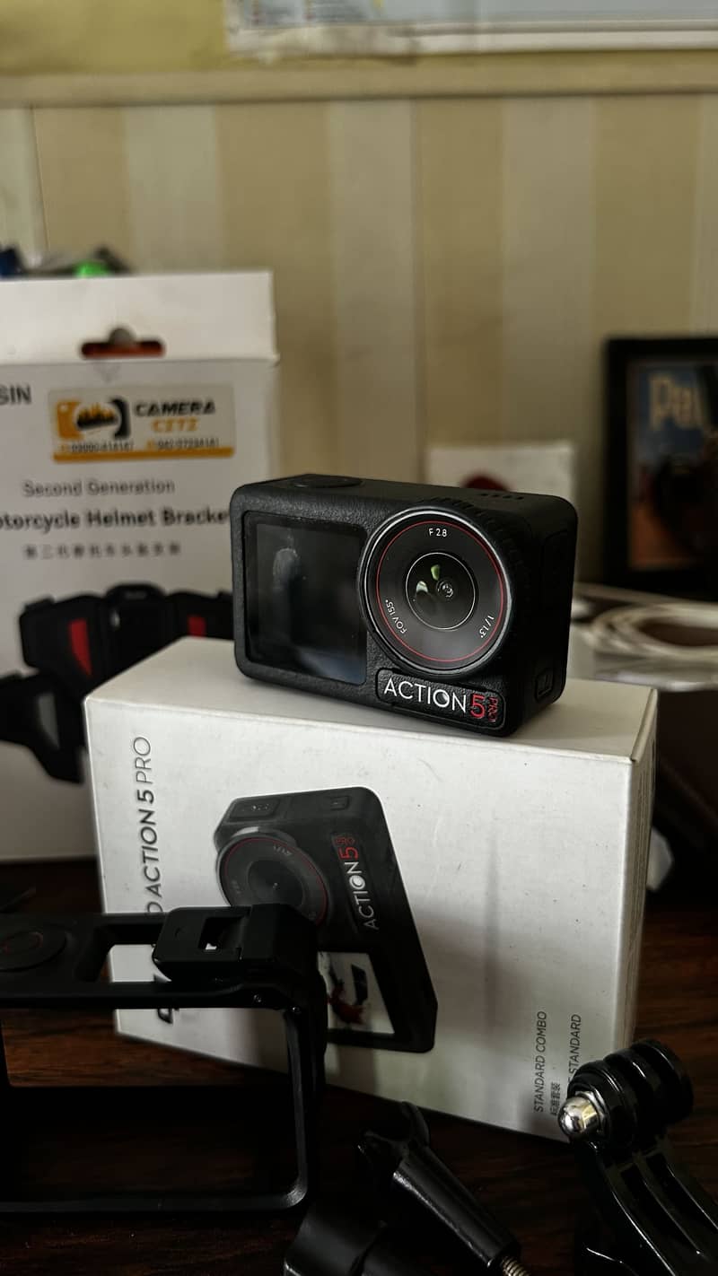DJI ACTION 5 PRO and all the accessories 0