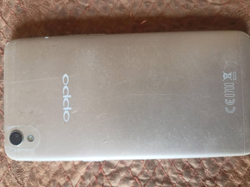 OPPO A37 0