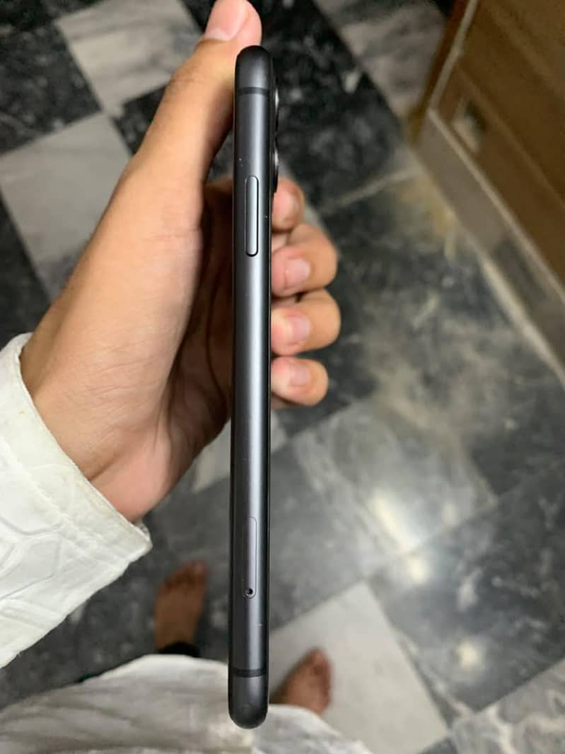 Apple iPhone 11 1
