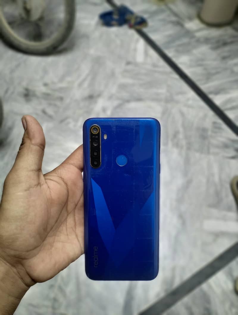 Realme 5 6