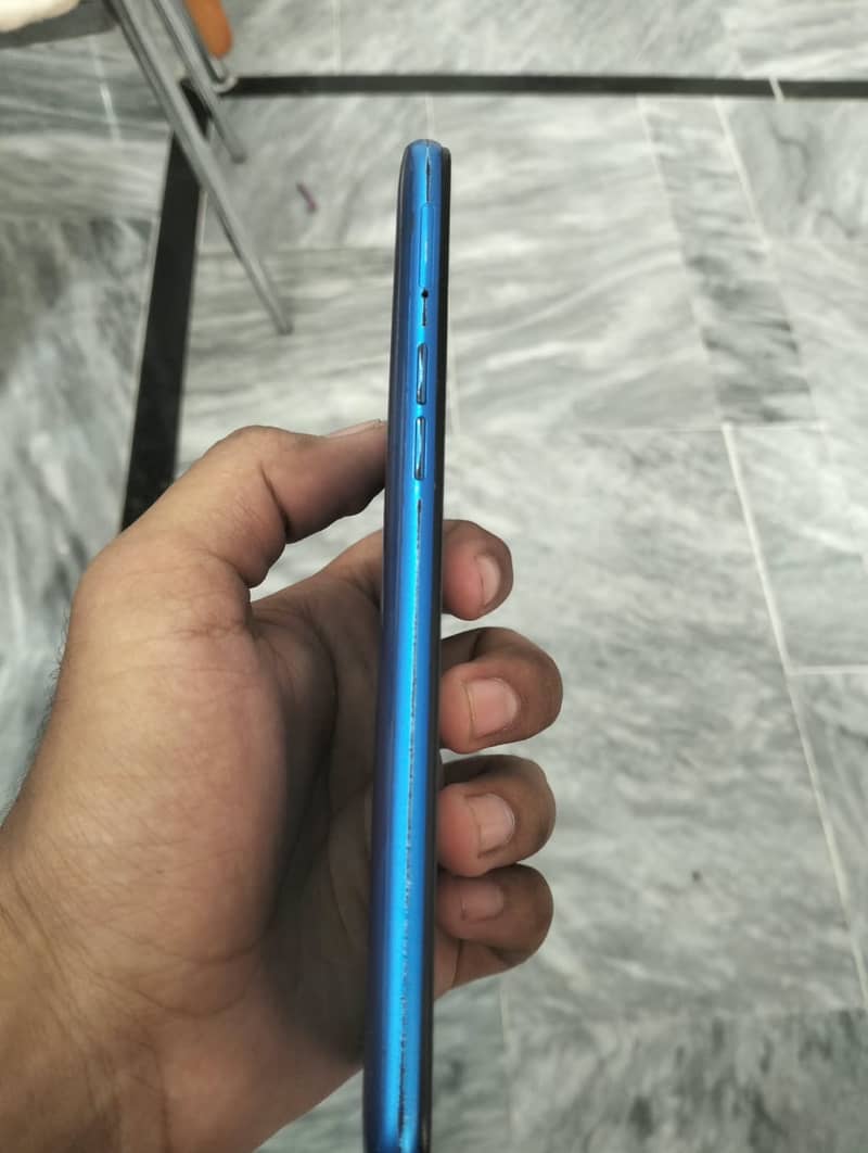 Realme 5 8