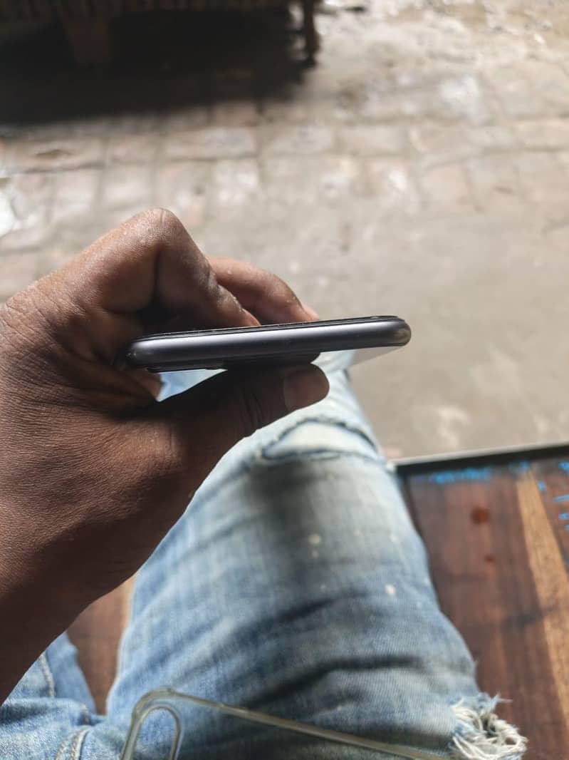 Apple iPhone 8 Plus 2