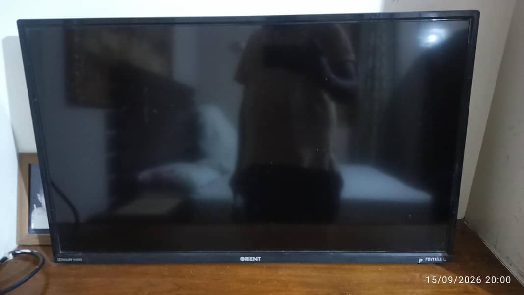 32 inch LED (orient) 1