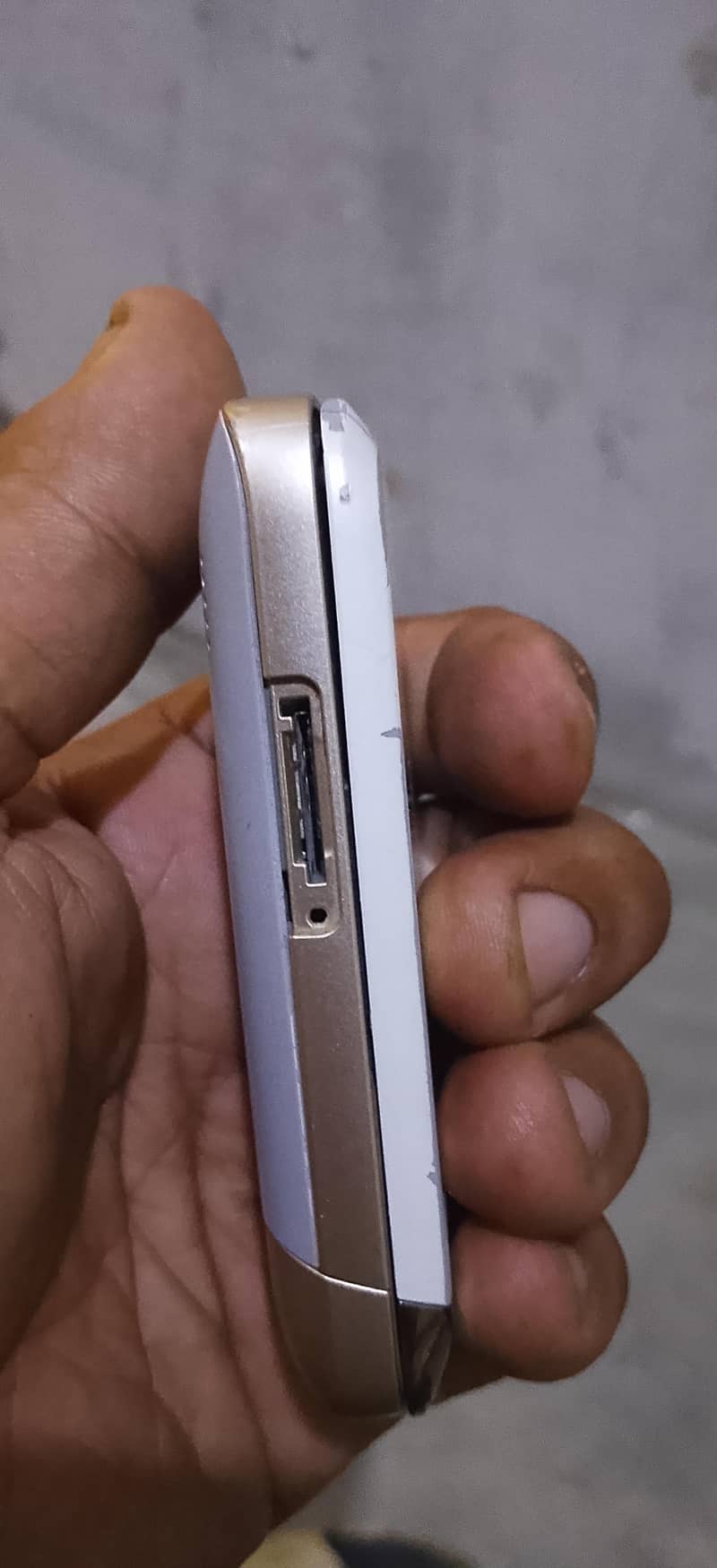 Nokia C2-03 4
