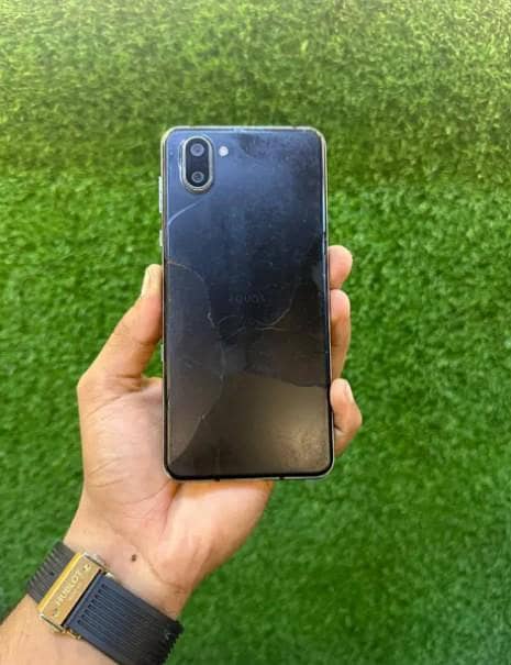 Sharp Aquos R3 1