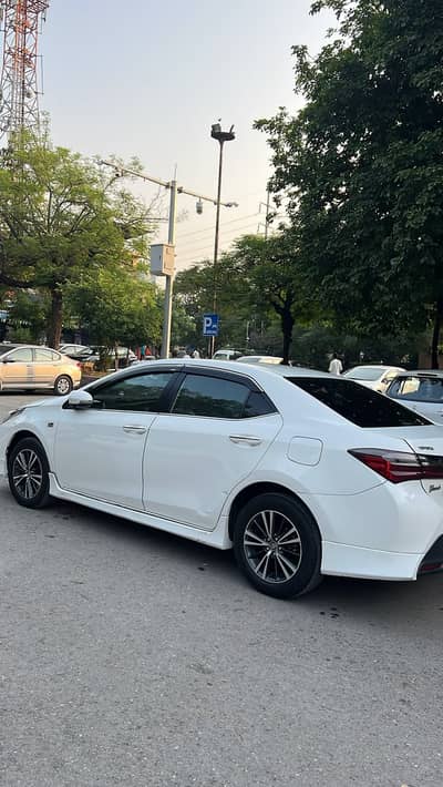 Toyota Altis Grande 2021