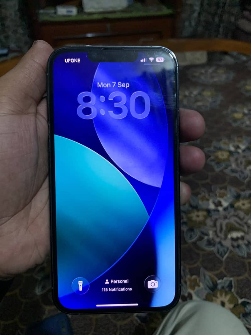 Apple iPhone 13 Pro 2