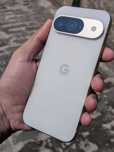 Google Pixel 9