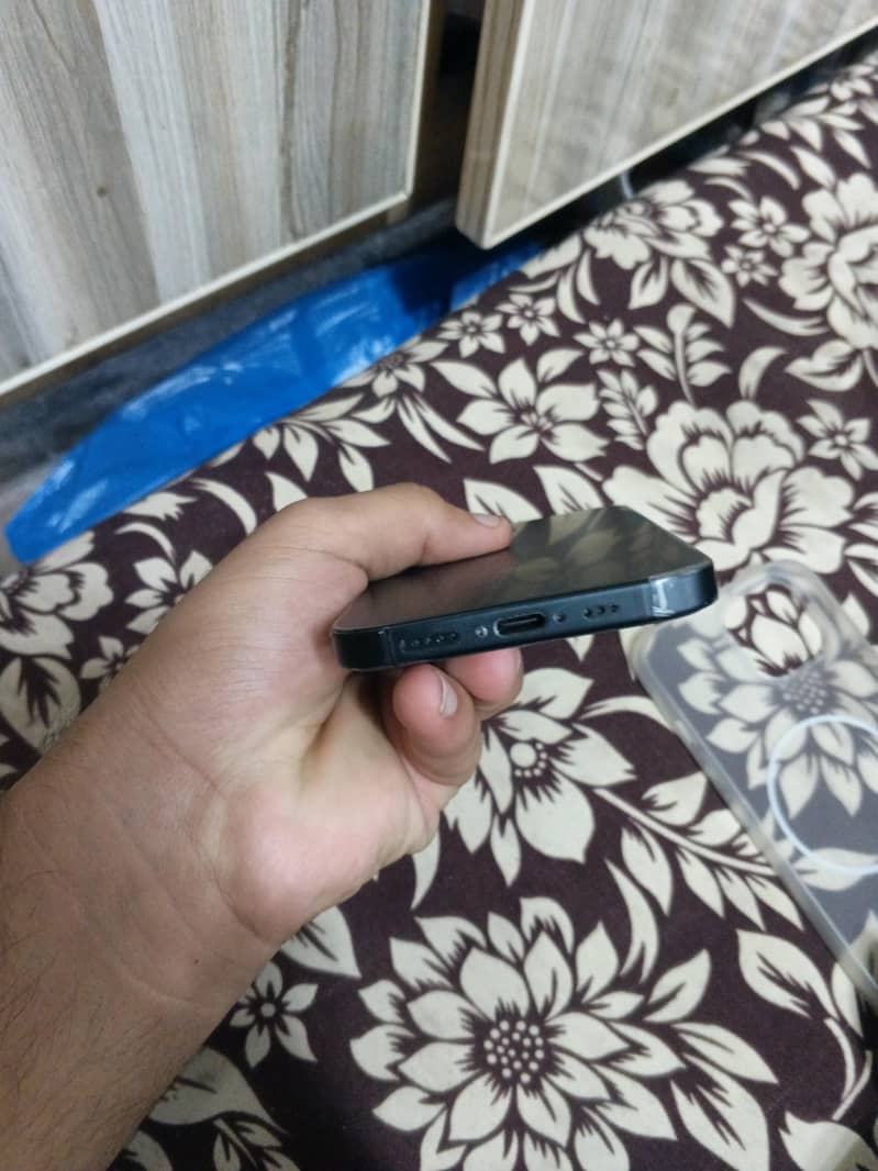 Apple iPhone 15 1