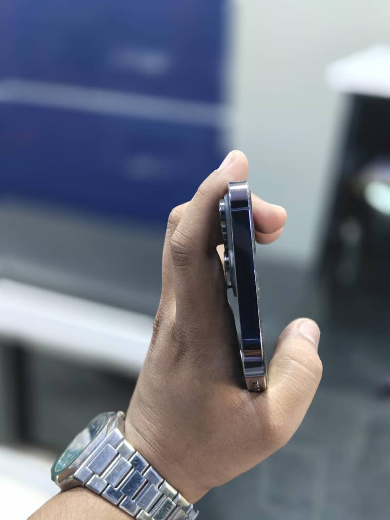 Iphone 14 pro max 3