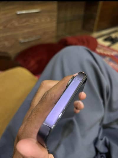Apple iPhone 14 Pro deep purple colour water pack
