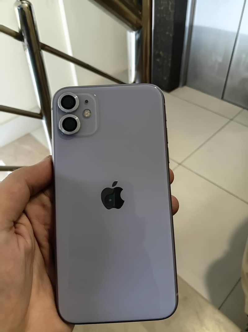 Apple iPhone 11 0