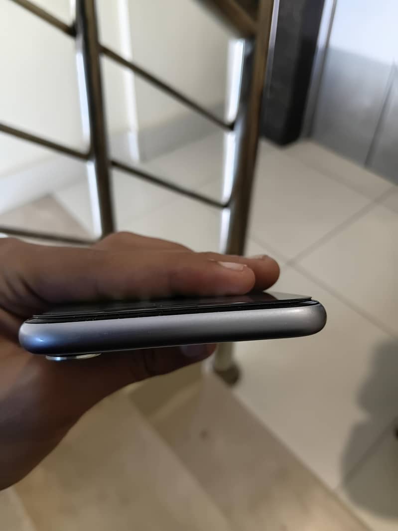 Apple iPhone 11 2