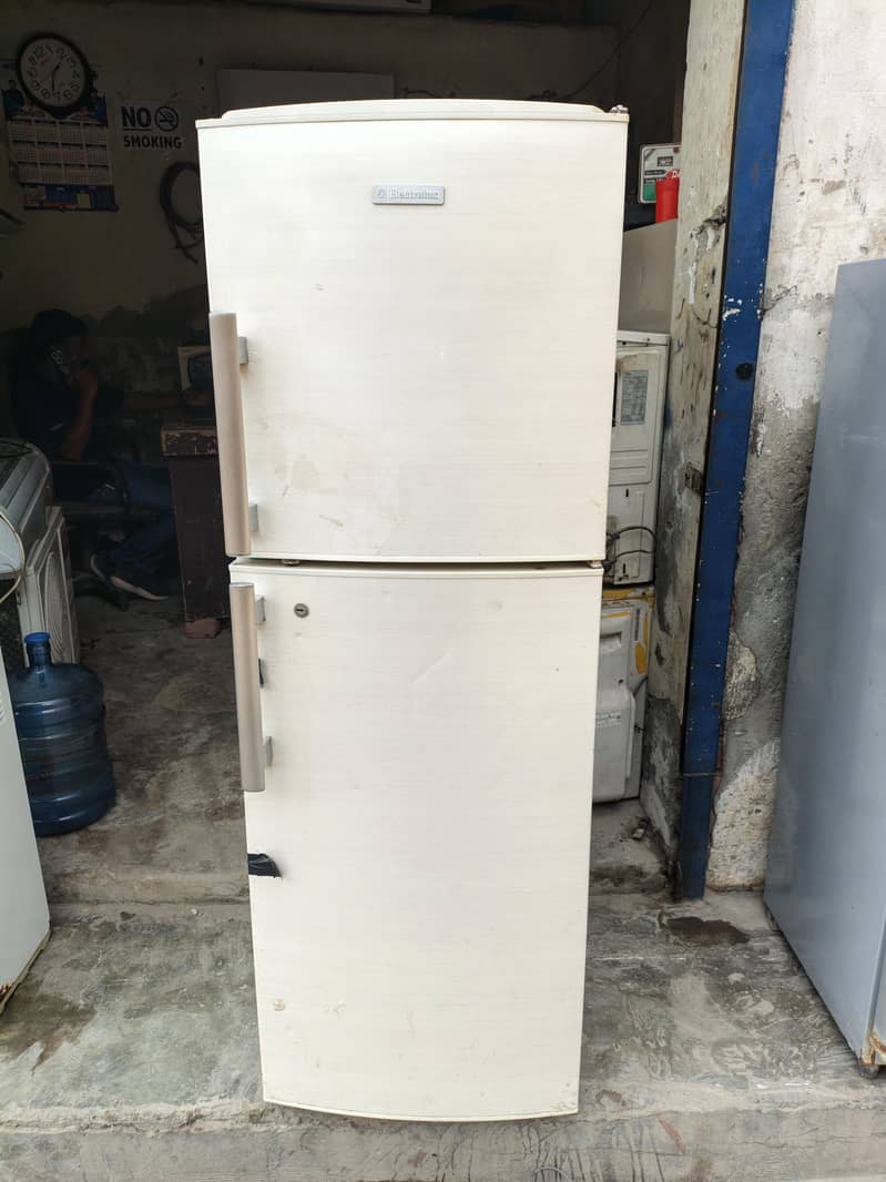 Refrigerator 1