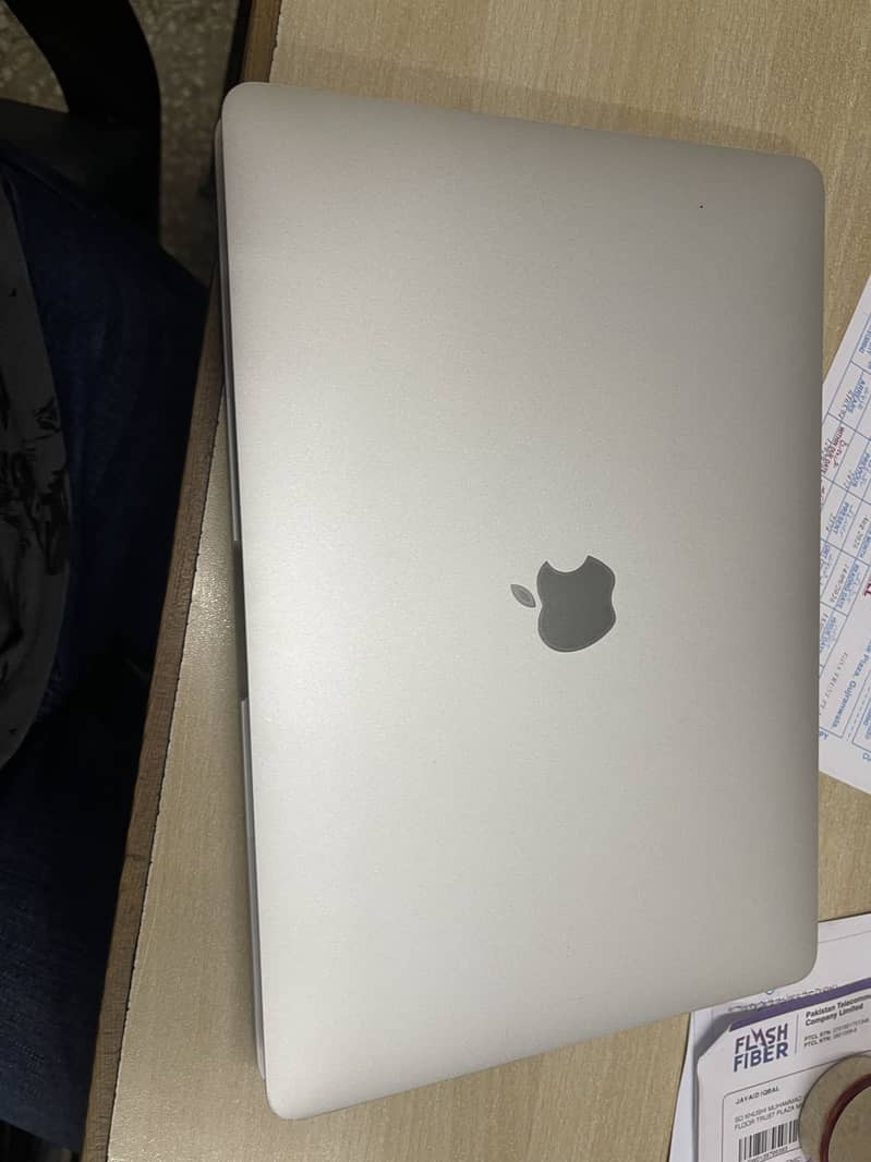 MacBook Pro 1