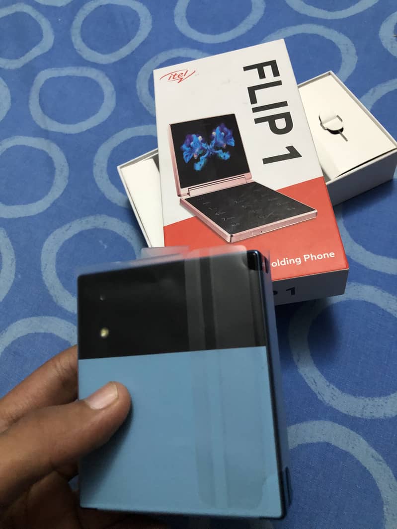 Itel Flip 1 0
