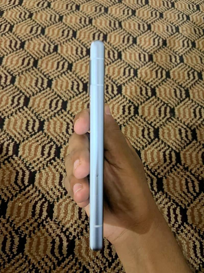 Google Pixel 7a 3