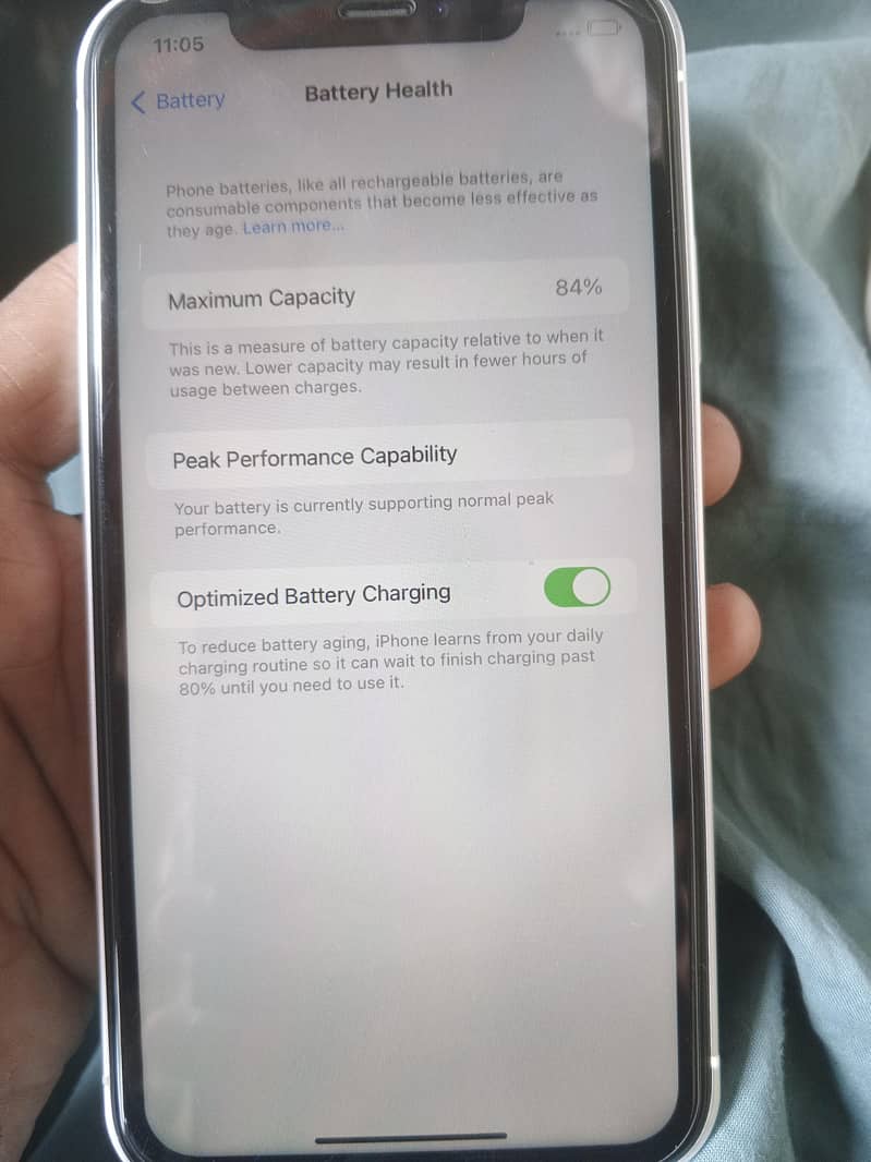 Apple iPhone XR 4