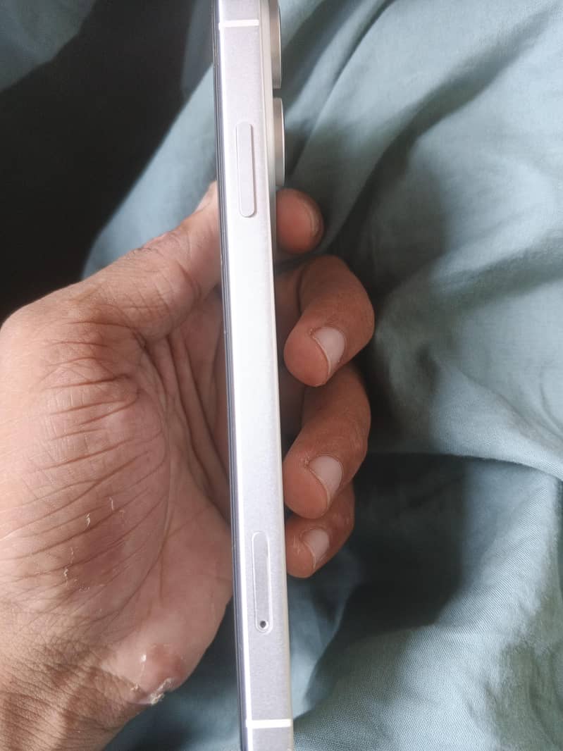 Apple iPhone XR 5