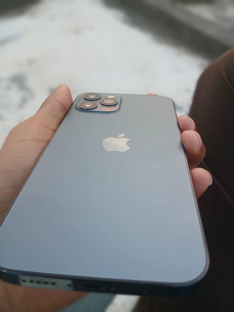 Apple iPhone 12 Pro 0