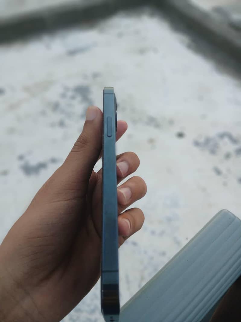 Apple iPhone 12 Pro 2