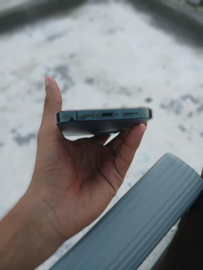 Apple iPhone 12 Pro 4