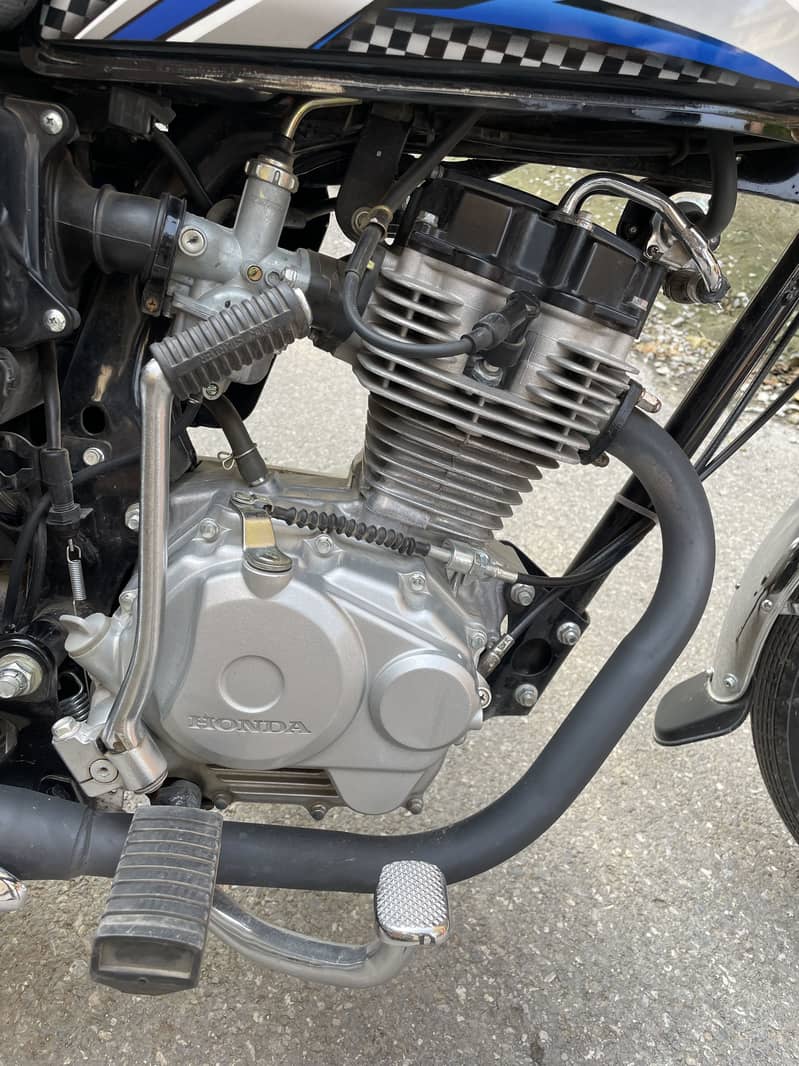 125 2025 model 4