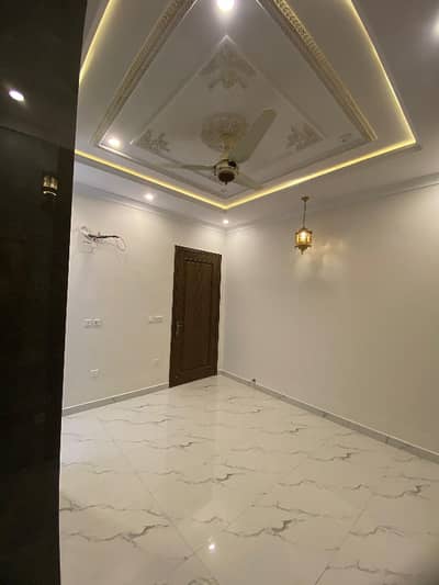 Upper Portion Available For Rent