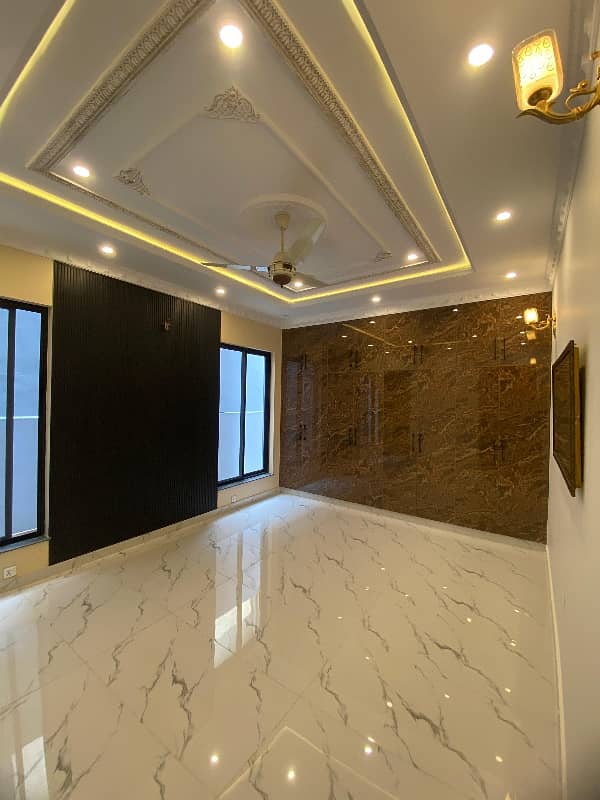 Upper Portion Available For Rent 3