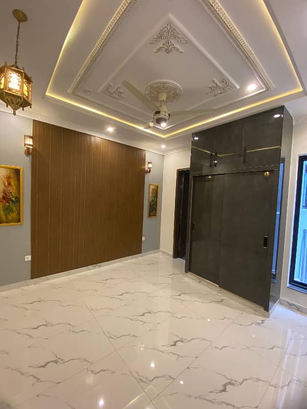 Upper Portion Available For Rent 9