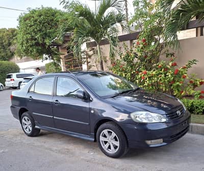 COROLLA SE SALOON. 1 OWNER