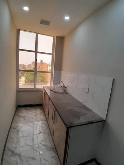 Excellent Location Family Flat Available For Rent