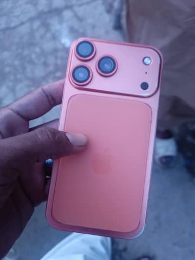 Apple iPhone XR converted into 17pro