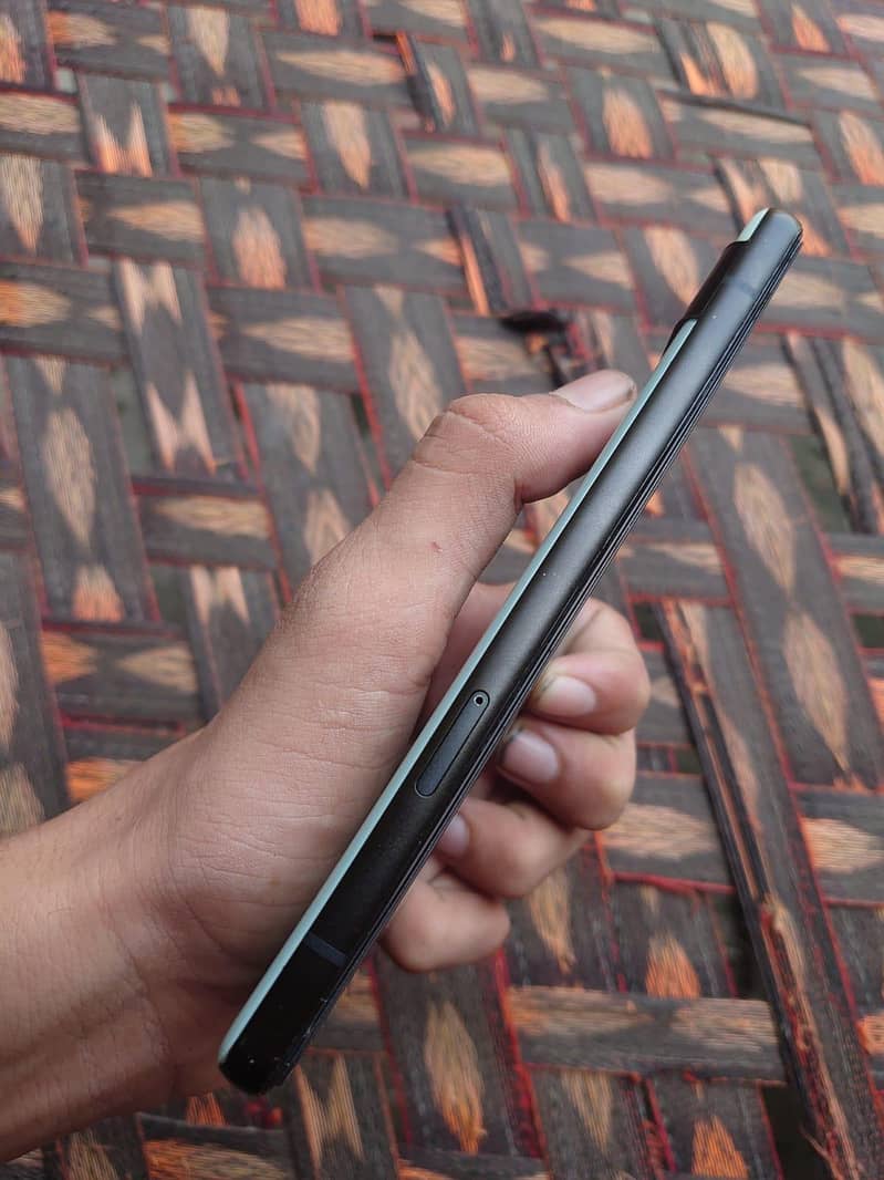 Google pixel 6a 10/9 1