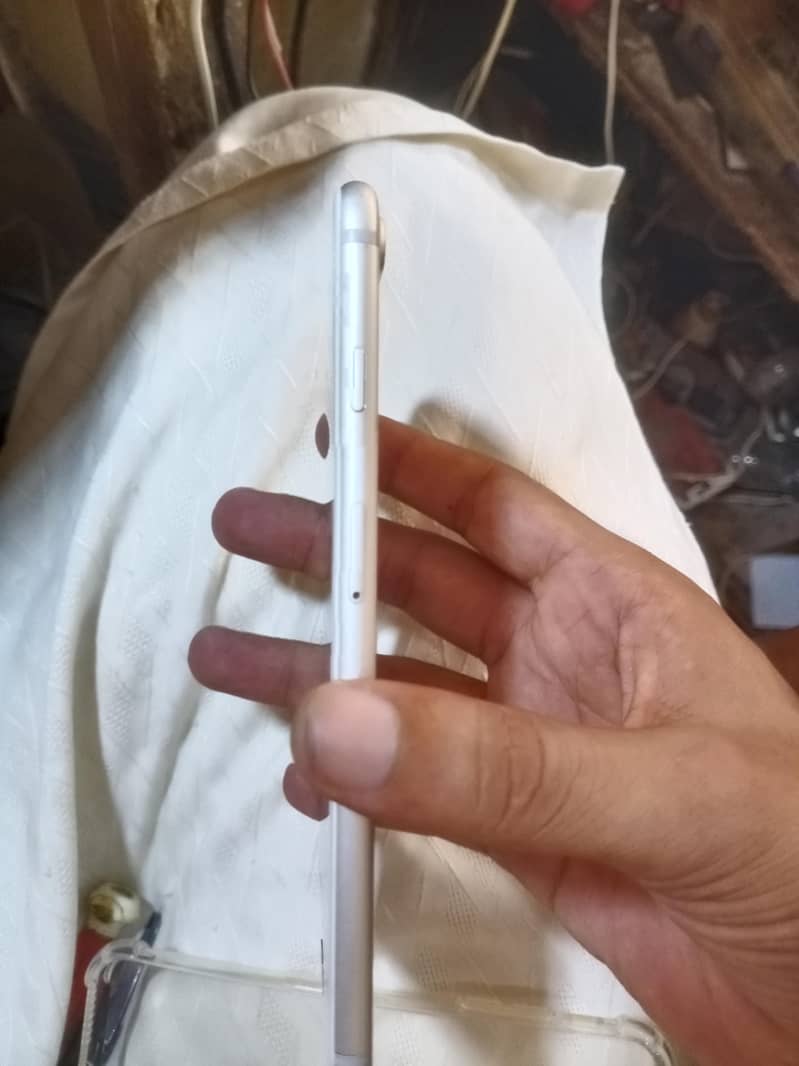Apple iPhone 7 Plus pta 2