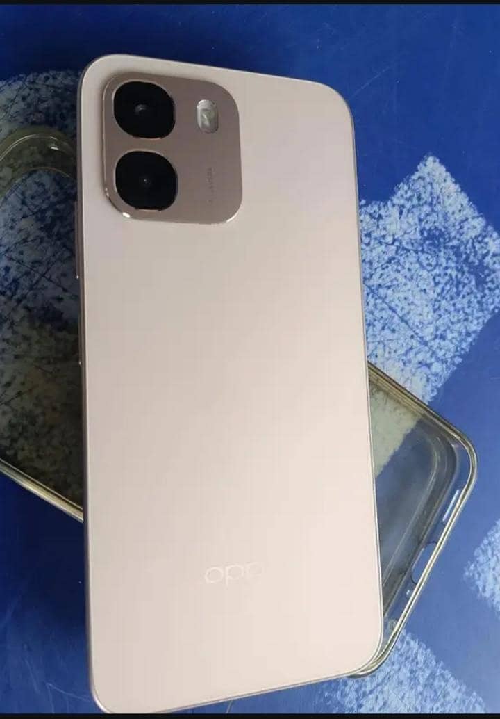 OPPO A6 0